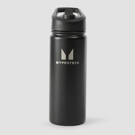 Бутылка Myprotein с откидной трубочкой из переработанного металла — черный цвет (500 мл)